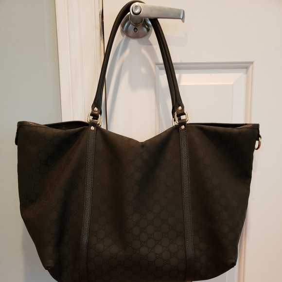 gucci extra large tote bag